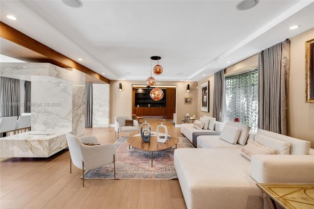 1001 NE 96th St, Miami Shores, FL 33138