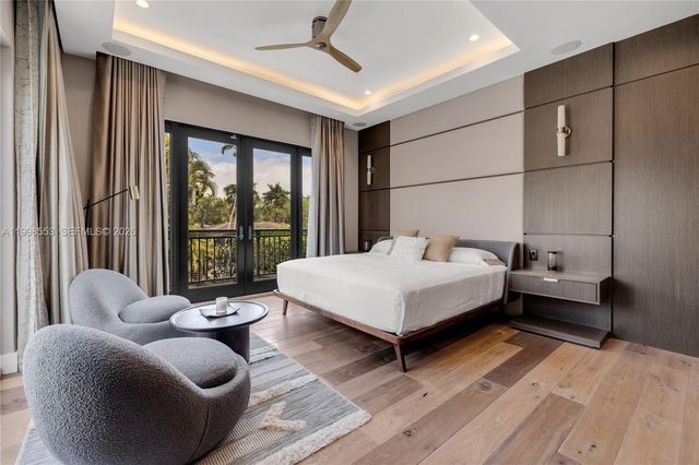 1001 NE 96th St, Miami Shores, FL 33138