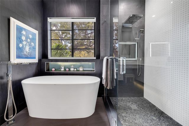 1001 NE 96th St, Miami Shores, FL 33138