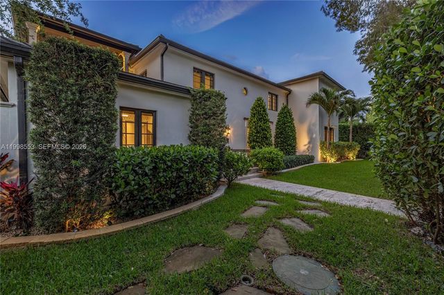 1001 NE 96th St, Miami Shores, FL 33138