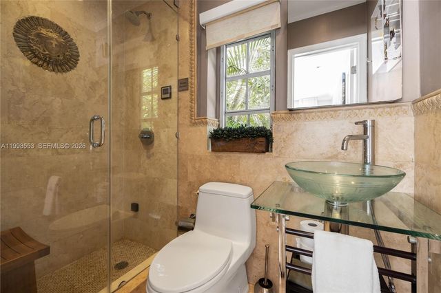 1001 NE 96th St, Miami Shores, FL 33138