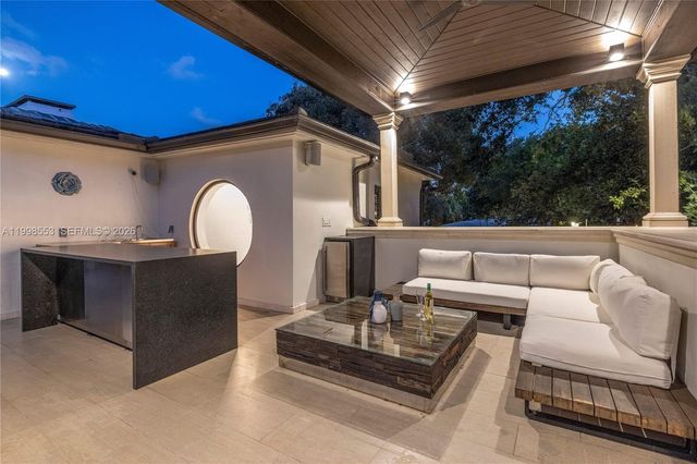 1001 NE 96th St, Miami Shores, FL 33138