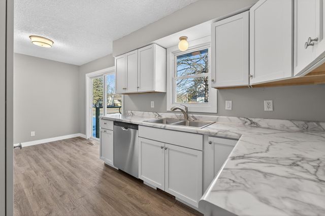 26487 Fenwick Avenue, Wyoming, MN 55092