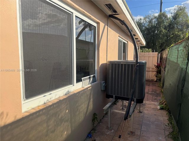 344 SW 80th Ave -, Miami, FL 33144