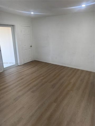 344 SW 80th Ave -, Miami, FL 33144