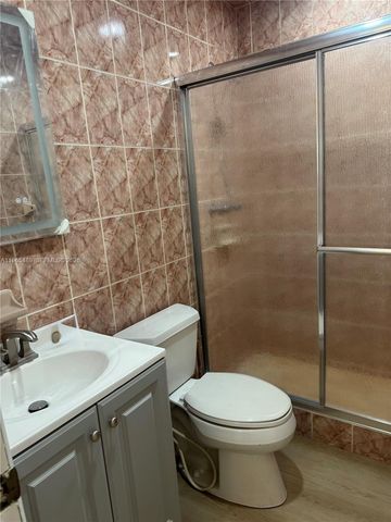 344 SW 80th Ave -, Miami, FL 33144