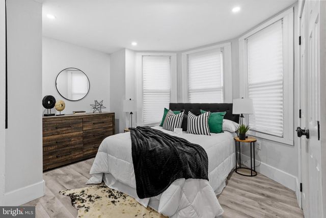 5944 CATHARINE ST, Philadelphia, PA 19143