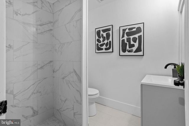 5944 CATHARINE ST, Philadelphia, PA 19143