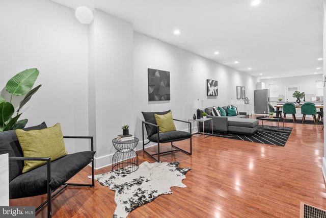 5944 CATHARINE ST, Philadelphia, PA 19143