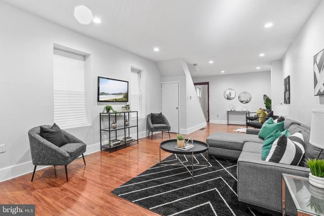 5944 CATHARINE ST, Philadelphia, PA 19143