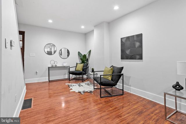 5944 CATHARINE ST, Philadelphia, PA 19143