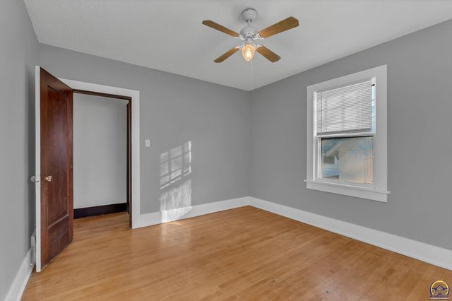 1500 SW Mulvane ST, Topeka, KS 66604