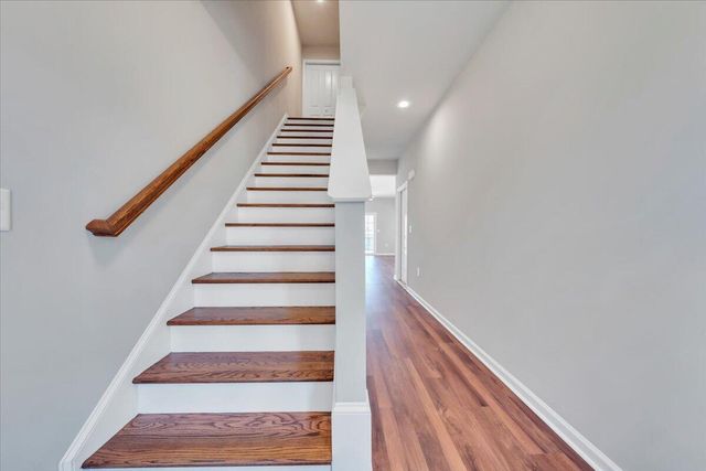 6633 Jojo LN, Roanoke, VA 24019