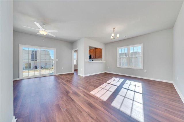 6633 Jojo LN, Roanoke, VA 24019