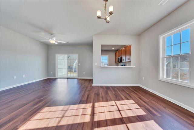 6633 Jojo LN, Roanoke, VA 24019