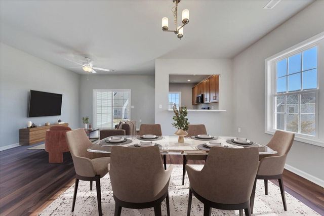 6633 Jojo LN, Roanoke, VA 24019