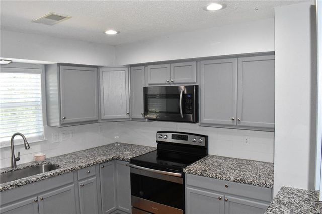 15 Walnut Lane, Point Blank, TX 77364