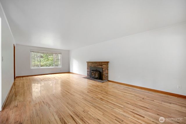 2107 SW 316th Street, Federal Way, WA 98023