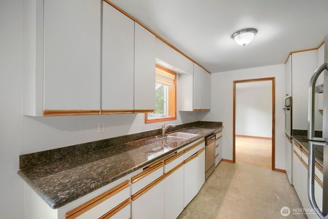 2107 SW 316th Street, Federal Way, WA 98023