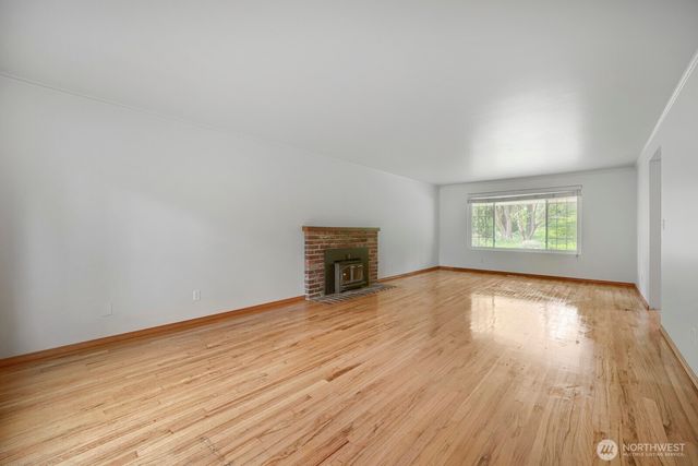 2107 SW 316th Street, Federal Way, WA 98023