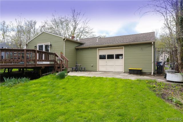 373 Ayer Road, Amherst, NY 14221