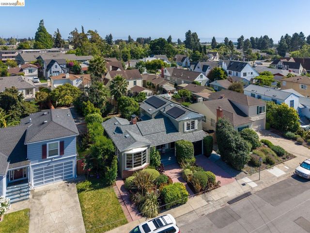 575 Mckinley Ct, San Leandro, CA 94577