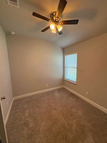 1433 Brindle Drive, Greenville, TX 75402