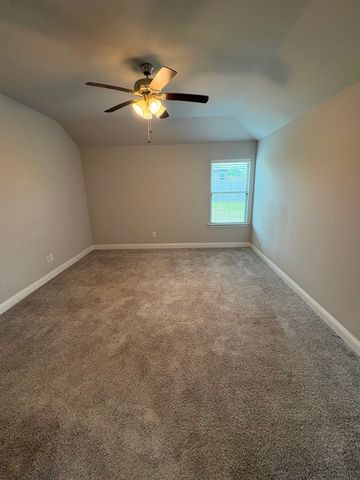 1433 Brindle Drive, Greenville, TX 75402