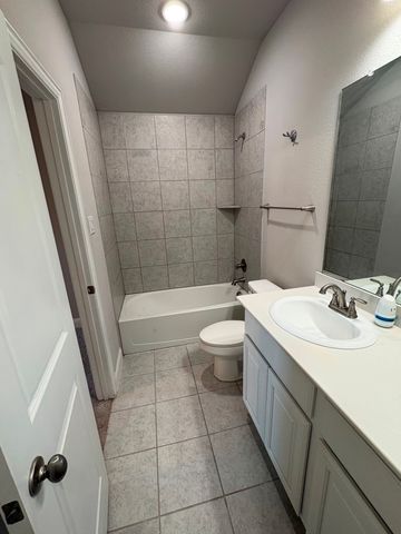 1433 Brindle Drive, Greenville, TX 75402