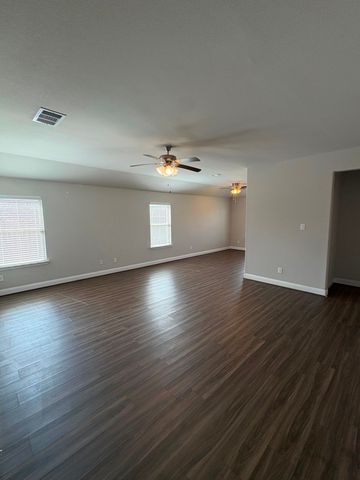 1433 Brindle Drive, Greenville, TX 75402