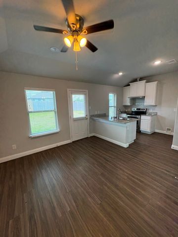 1433 Brindle Drive, Greenville, TX 75402