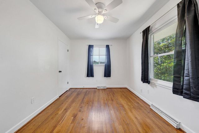 3754 Norway AVE, Roanoke, VA 24017
