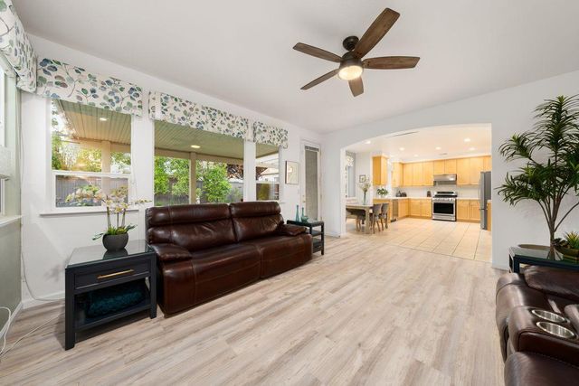 9788 Waterfowl Dr, Elk Grove, CA 95757