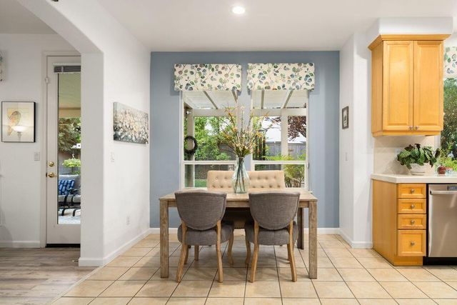 9788 Waterfowl Dr, Elk Grove, CA 95757