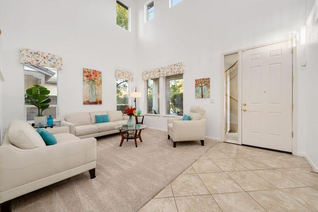 9788 Waterfowl Dr, Elk Grove, CA 95757