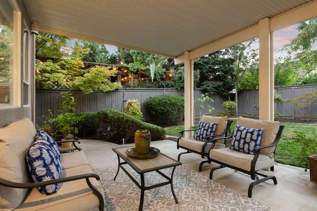 9788 Waterfowl Dr, Elk Grove, CA 95757