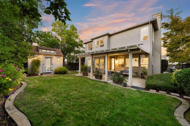 9788 Waterfowl Dr, Elk Grove, CA 95757