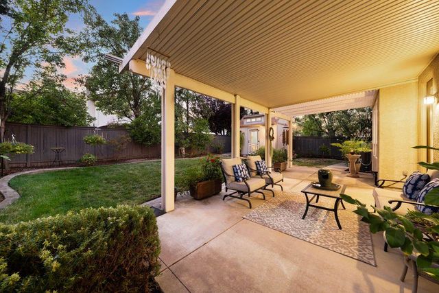 9788 Waterfowl Dr, Elk Grove, CA 95757