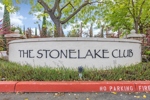 9788 Waterfowl Dr, Elk Grove, CA 95757