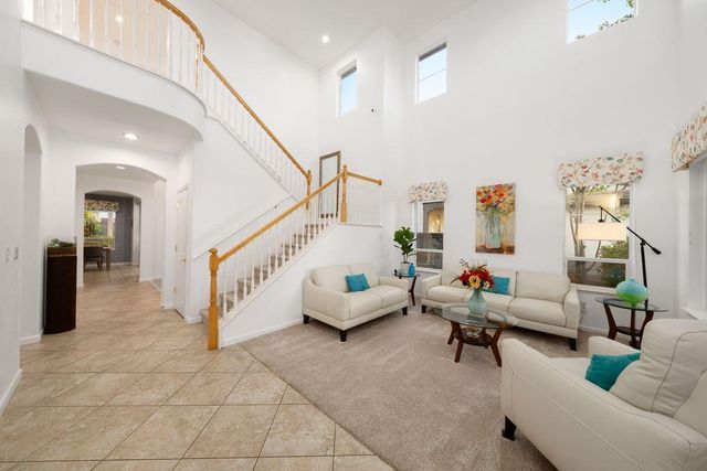 9788 Waterfowl Dr, Elk Grove, CA 95757