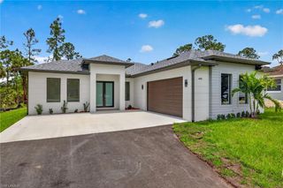 1433 10TH AVE NE, Naples, FL 34120