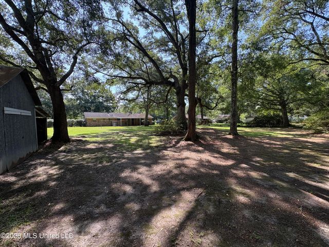 9417 Freeland Street, Moss Point, MS 39562