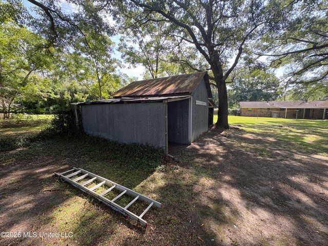 9417 Freeland Street, Moss Point, MS 39562