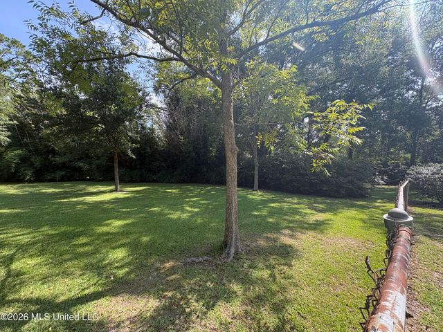 9417 Freeland Street, Moss Point, MS 39562