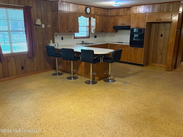 9417 Freeland Street, Moss Point, MS 39562