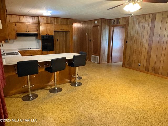 9417 Freeland Street, Moss Point, MS 39562