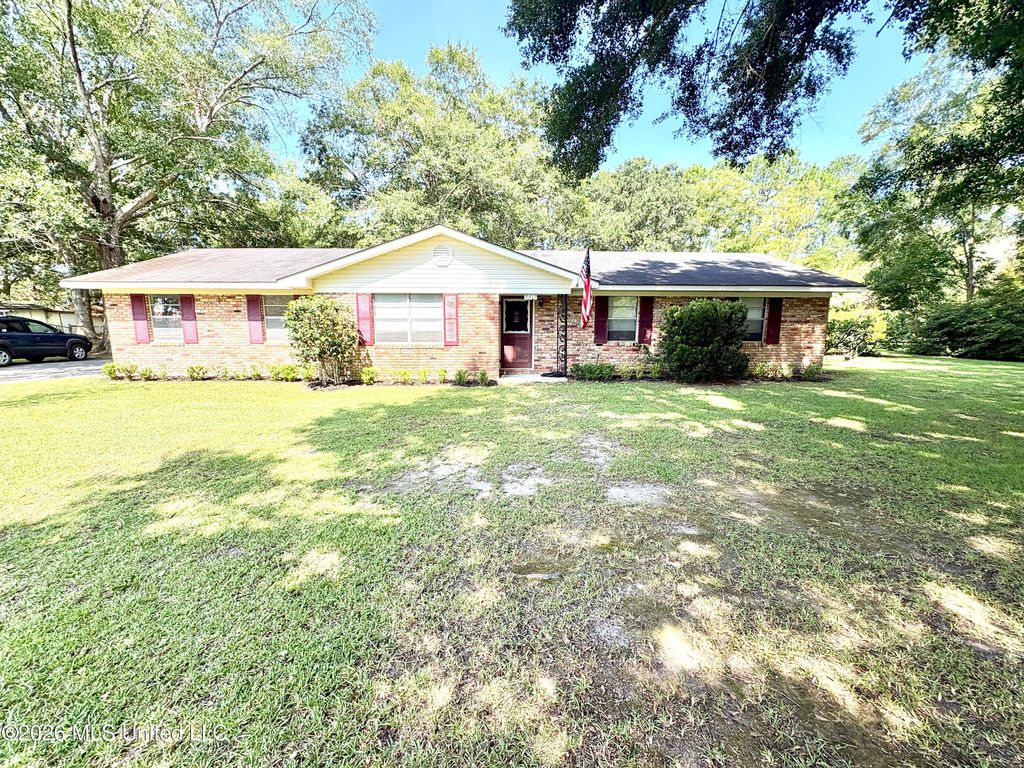 9417 Freeland Street, Moss Point, MS 39562