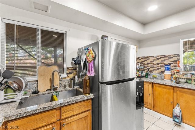 50 East Victory Road, Henderson, NV 89015