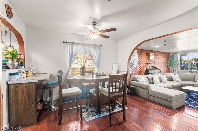 50 East Victory Road, Henderson, NV 89015