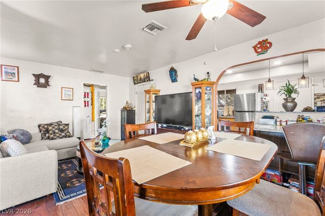 50 East Victory Road, Henderson, NV 89015